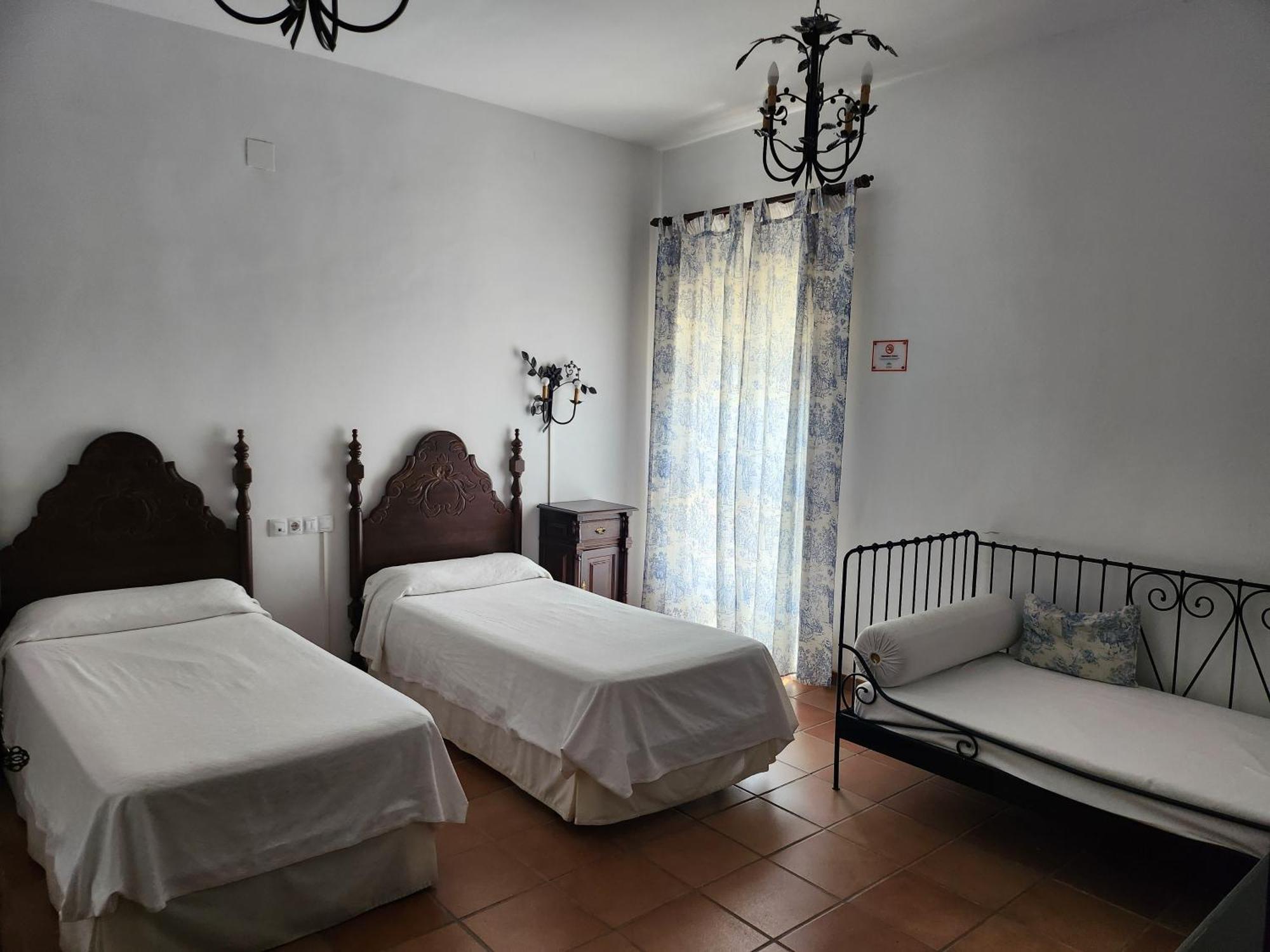 Hacienda Olontigi Pension Aznalcázar Buitenkant foto